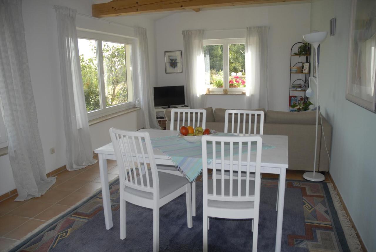 Ferienwohnung Au Pajot Ambax Екстериор снимка
