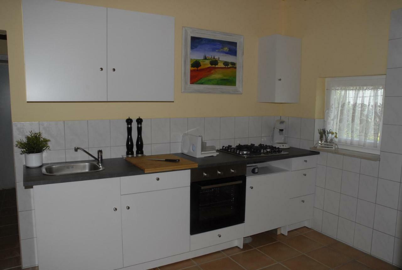 Ferienwohnung Au Pajot Ambax Екстериор снимка